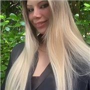 Estudiante de pedagogía realiza clases de lenguaje e inglés a niños de segundo a sexto básico